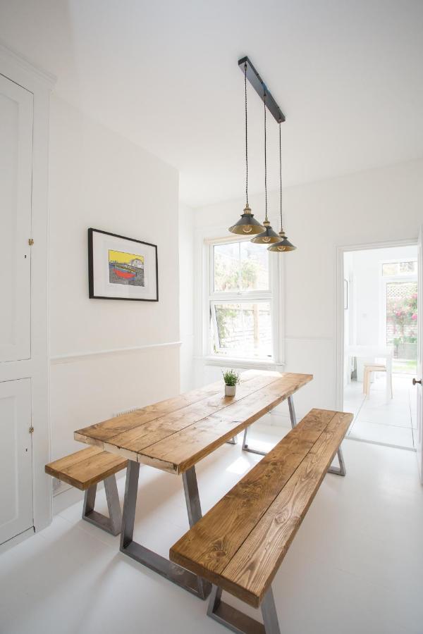 Elegant York House - On A Beach Road, Sleeps 12, With Sea Views Worthing Zewnętrze zdjęcie