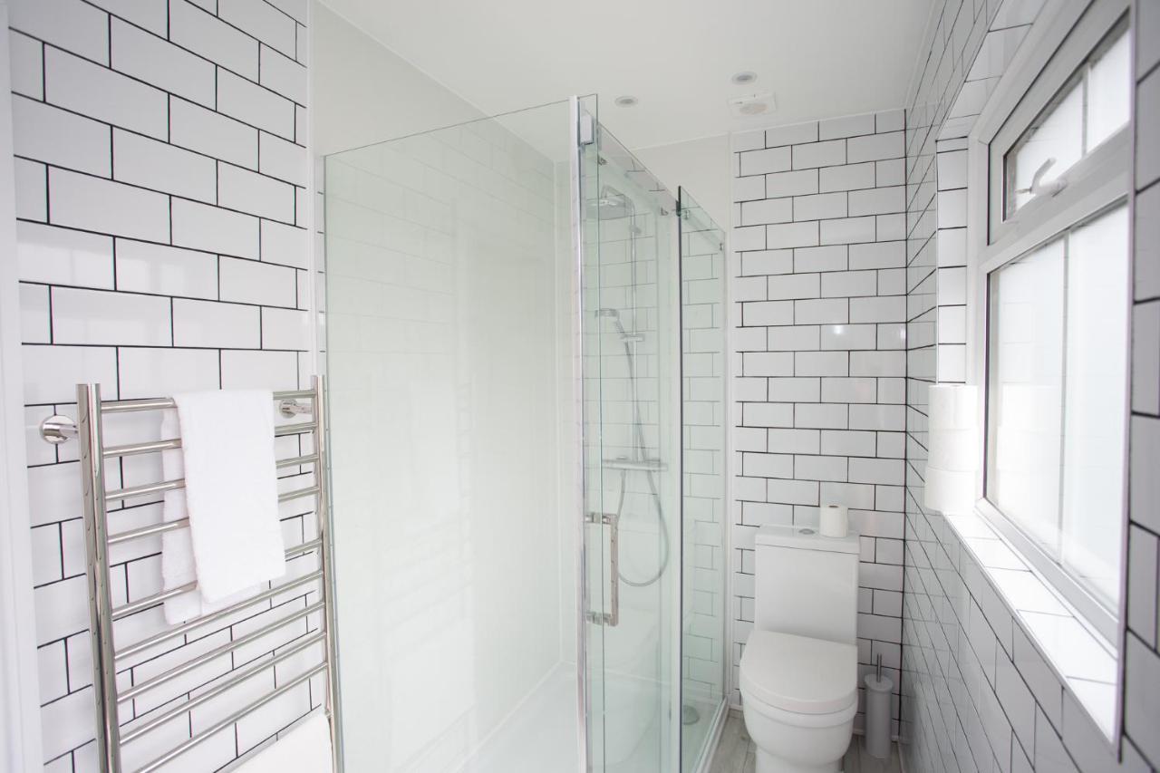 Elegant York House - On A Beach Road, Sleeps 12, With Sea Views Worthing Zewnętrze zdjęcie